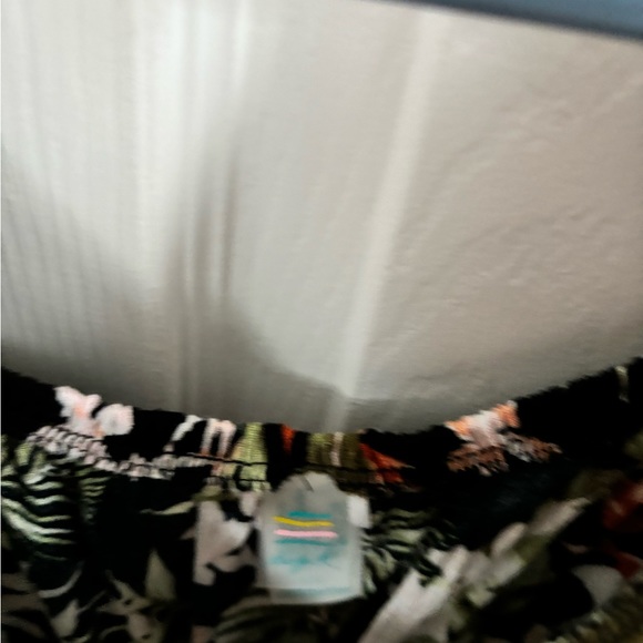 Bikini Village bathing suit wrap size L - Picture 2 of 3